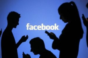 Facebook sipariş almaya başlıyor!
