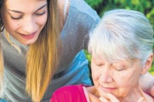 Alzheimer hastalığının 10 belirtisi