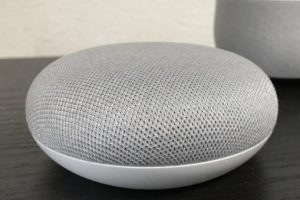 Google Home Mini 7/24 ses kaydı yapıyor