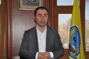 Eski Başkan Vekili hakkında yakalama kararı