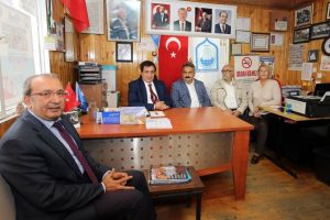 Bursa Valisi K&uuml;&ccedil;&uuml;k'ten mahalle ziyareti