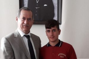 Bursalı &ouml;ğrenci herkese &ouml;rnek oldu