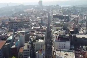 İstiklal Caddesindeki &ccedil;alışmalar havadan g&ouml;r&uuml;nt&uuml;lendi