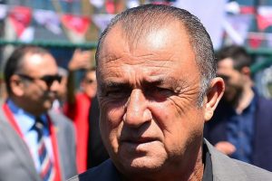 Trabzonspor Fatih Terim'ten cevap bekliyor