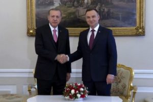 Erdoğan Polonyalı mevkidaşı ile g&ouml;r&uuml;şt&uuml;
