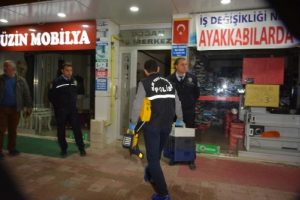 M&uuml;teahhit, tartıştığı emlak&ccedil;ıyı tabancayla &ouml;ld&uuml;rd&uuml;
