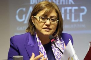 Şahin'den CHP'li Yarkadaş'a tazminat davası