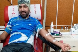 Bursa'da  bisiklet ve otomobil gruplarından kan bağışı seferberliği