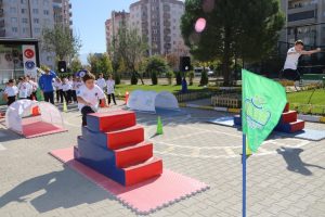 Okul Sporları Şenliği Bursa Nil&uuml;fer'de başladı