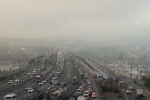 İstanbul'da sis manzarası hayran bıraktı