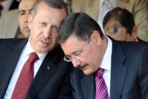 Zileli: "Melih G&ouml;k&ccedil;ek'in ruh h&acirc;li tehlikeli!"