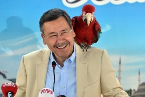 Melih G&ouml;k&ccedil;ek i&ccedil;in 'b&uuml;y&uuml;k' g&uuml;n yarın!