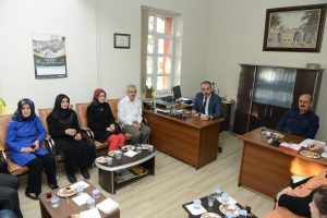 Bursa'nın İneg&ouml;l Belediye Başkanı Aktaş belediye personeliyle bir araya geldi