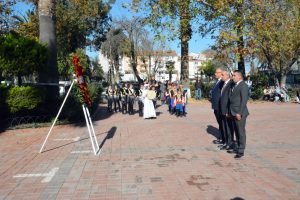 Bursa Mudanya'da muhtarlar g&uuml;n&uuml; kutlandı