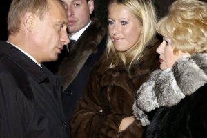 Kseniya Sobchak, Rusya'da başkanlık se&ccedil;imleri i&ccedil;in adaylığını a&ccedil;ıkladı