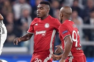 Emenike'ye b&uuml;y&uuml;k şok!