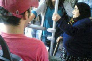 Uzmanlar konuştu: Toplu taşımada yaşlılara yer vermeyin