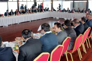 Bakan Bak spor medyasıyla bir araya geldi