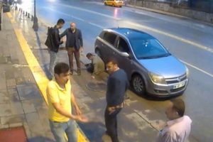 Şehrin g&ouml;beğinde dehşet! İşte o polise verilen ceza