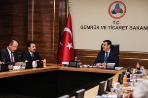 Bakan T&uuml;fenkci'den t&uuml;t&uuml;nc&uuml;lere kooperatif m&uuml;jdesi