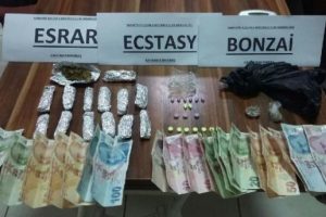 Kahramanmaraş'ta uyuşturucuya 6 g&ouml;zaltı