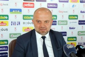 &Ccedil;aykur Rizespor'dan hakemlere &ccedil;ağrı
