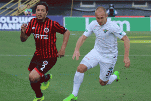 Manisa'da 6 gol! Akhisar geri d&ouml;nd&uuml;