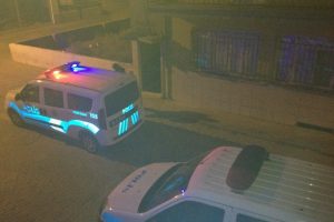 Mahalle sakinleri silah sesleri ile uyandı