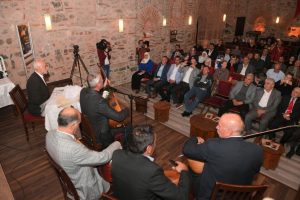 Aşıklar ve şairler Bursa Osmangazi'de buluştu