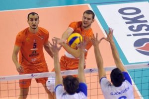 İneg&ouml;l Belediyespor evinde 3-1 mağlup
