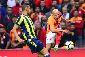 T&uuml;rk Telekom'daki 9. Fenerbah&ccedil;e derbisi berabere bitti
