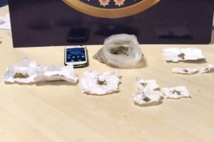 Bursa'da uyuşturucu operasyonunda 3 kişiye g&ouml;zaltı