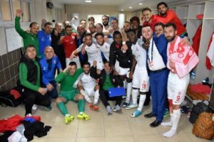 Balıkesirspor'a b&uuml;y&uuml;k moral