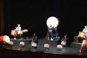 Japon davul grubu 'Ondekoza' İstanbul'da sahne aldı