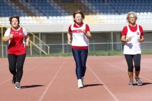 Veteran atletlerden 3 altın, 1 g&uuml;m&uuml;ş madalya