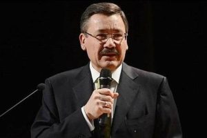 CHP'li belediyelerden g&uuml;ld&uuml;ren 'G&ouml;k&ccedil;ek' tweetleri