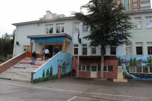Bursa'da &ouml;ğretmene dayak kameraya yansıdı!