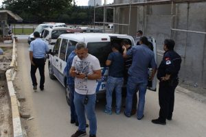 Ehliyetsiz liseli &ouml;ğrenci polisi alarma ge&ccedil;irdi
