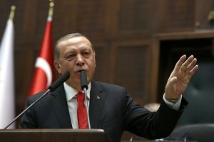 Yunan Dışişleri Bakanını kabul etti