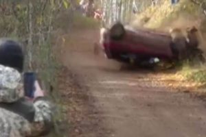 Ralli sırasında faciadan d&ouml;n&uuml;ld&uuml;