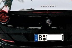 40 l&uuml;ks otomobil trafikten men edildi