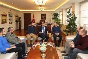 Bakan Albayrak Zonguldak'taki maden iş&ccedil;ilerini ağırladı