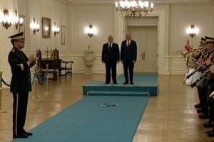 Yıldırım, İbadi'yi resmi t&ouml;renle karşıladı
