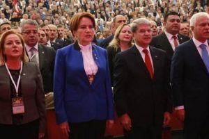 CHP'den istifa eden Aytun &Ccedil;ıray da listede...