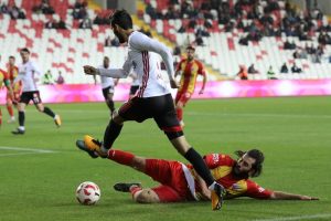 Sivasspor &uuml;st tura &ccedil;ıktı
