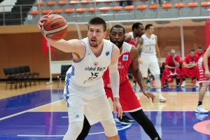İstanbul B&uuml;y&uuml;kşehir Belediyespor farklı yendi