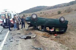 3 ara&ccedil; &ccedil;arpıştı: 1 &ouml;l&uuml;, 5 yaralı