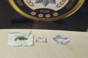 Bursa NARKO-TEM Whatsapp ihbar hattı sayesinde 10 zehir taciri yakalandı