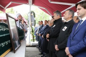 İş adamı Necmettin Bitlis toprağa verildi