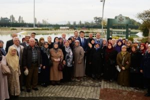 Mustafakemalpaşa Belediyesi'nin Bursa gezisinde Sukaypark molası